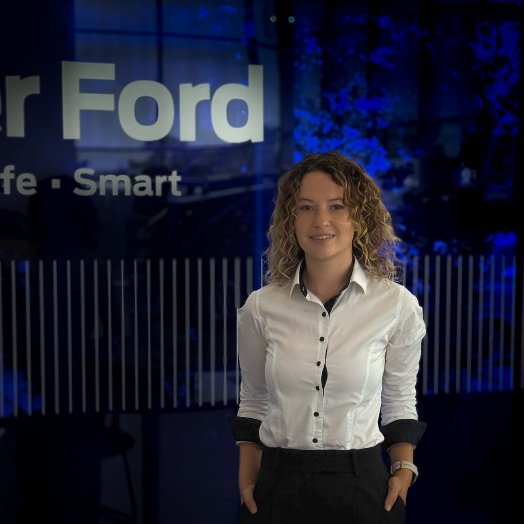 Eleonora Jurca - Specialist Relatii Clienti